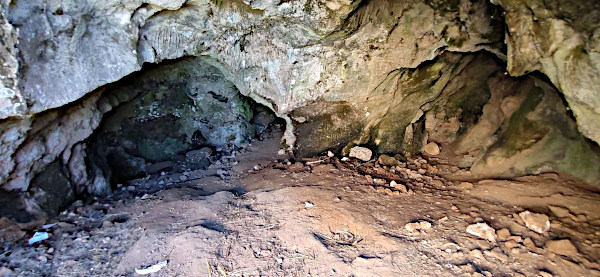 Ingresso della Grotta di San Mauro, PU510